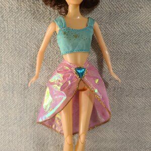 Vintage 1990s Disney Aladdin movie Jasmine Barbie doll skirt/top